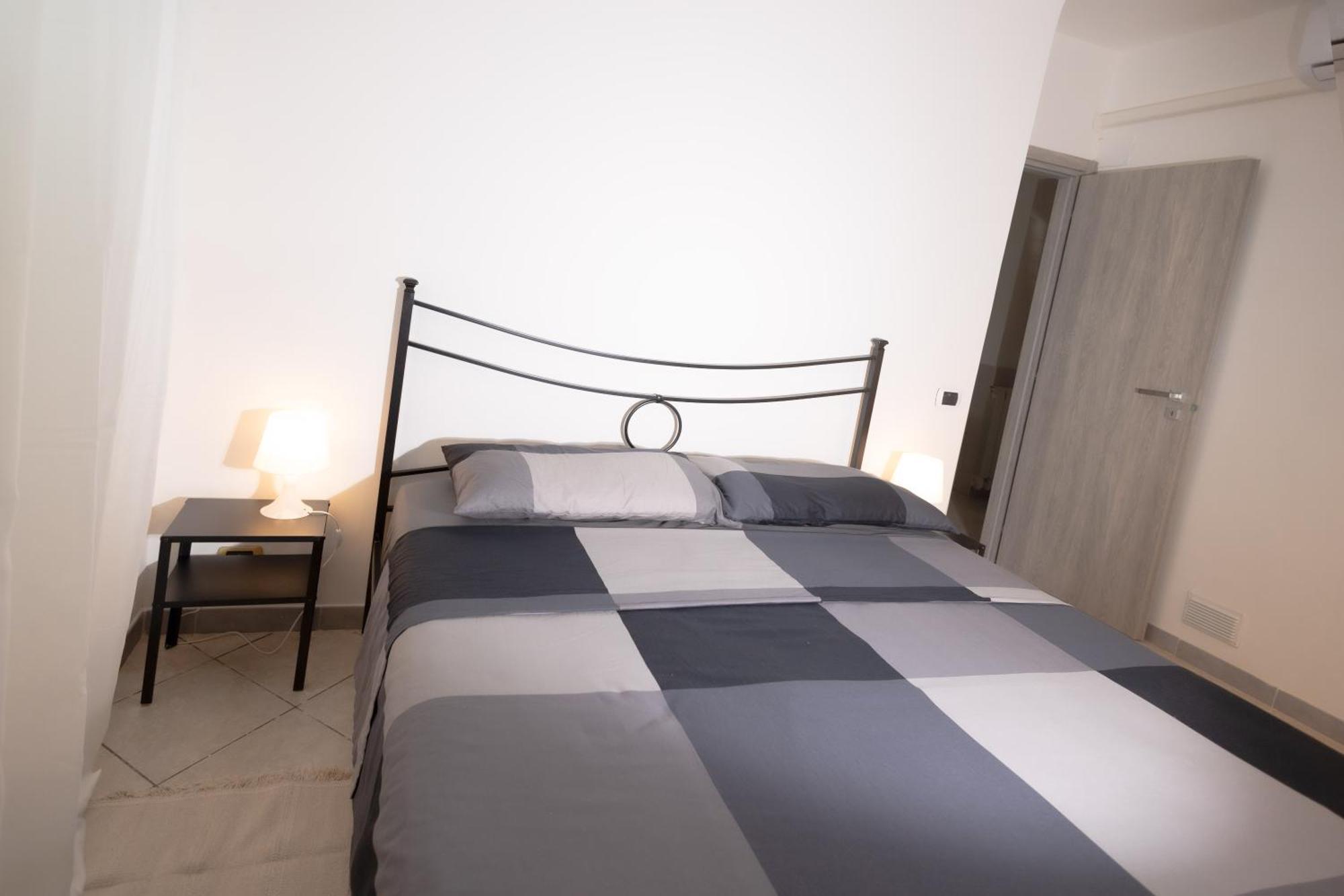 Delightful Apartment Close To The Center Lido di Ostia Exteriör bild